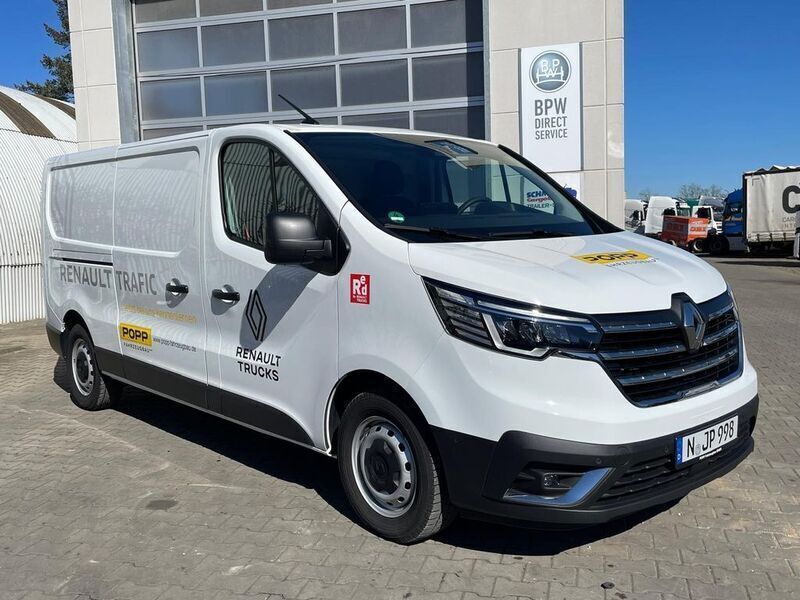 Weiß Gebraucht 2024 Renault Trafic Van | 29.631 € - Bild 1/4