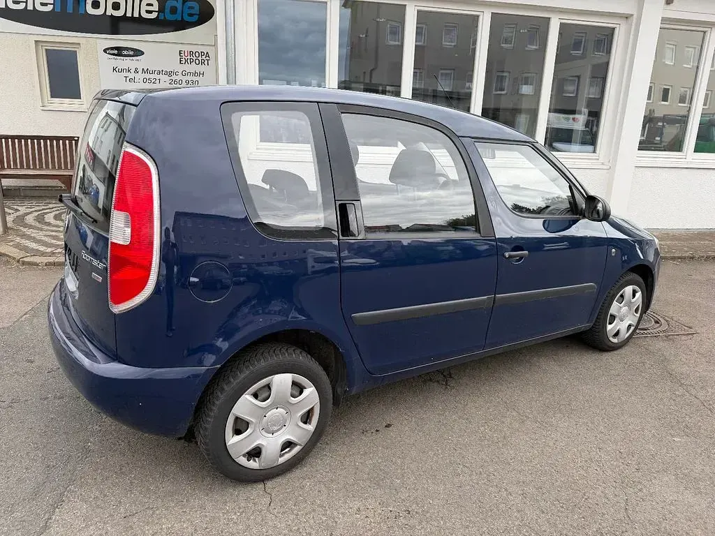 Gebraucht Skoda Roomster Plus Edition 69 PS (50 kW) 2010 Blau Van / Kleinbus