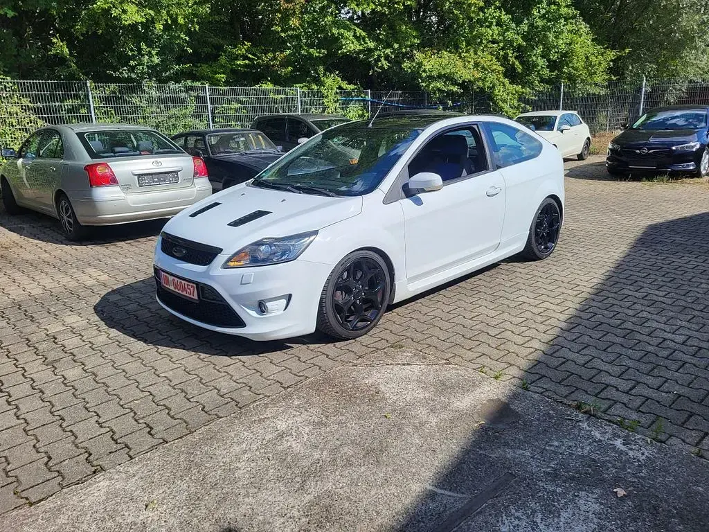 Gebraucht Ford Focus ST 226 PS (166 kW) 2008 Frozen white Limousine