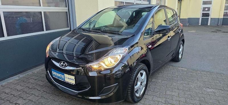 Gebraucht Hyundai ix20 Edition 125 PS (91 kW) 2014 Schwarz Kleinwagen