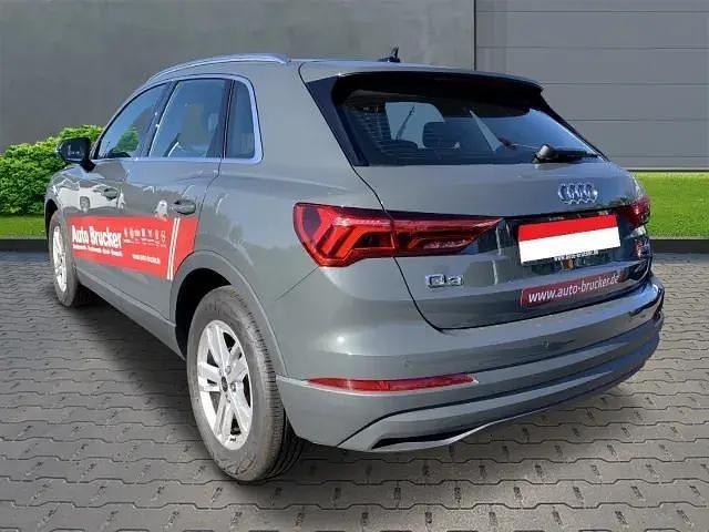 Gebraucht Audi Q3 Ambiente 150 PS (110 kW) 2022 Schwarz SUV
