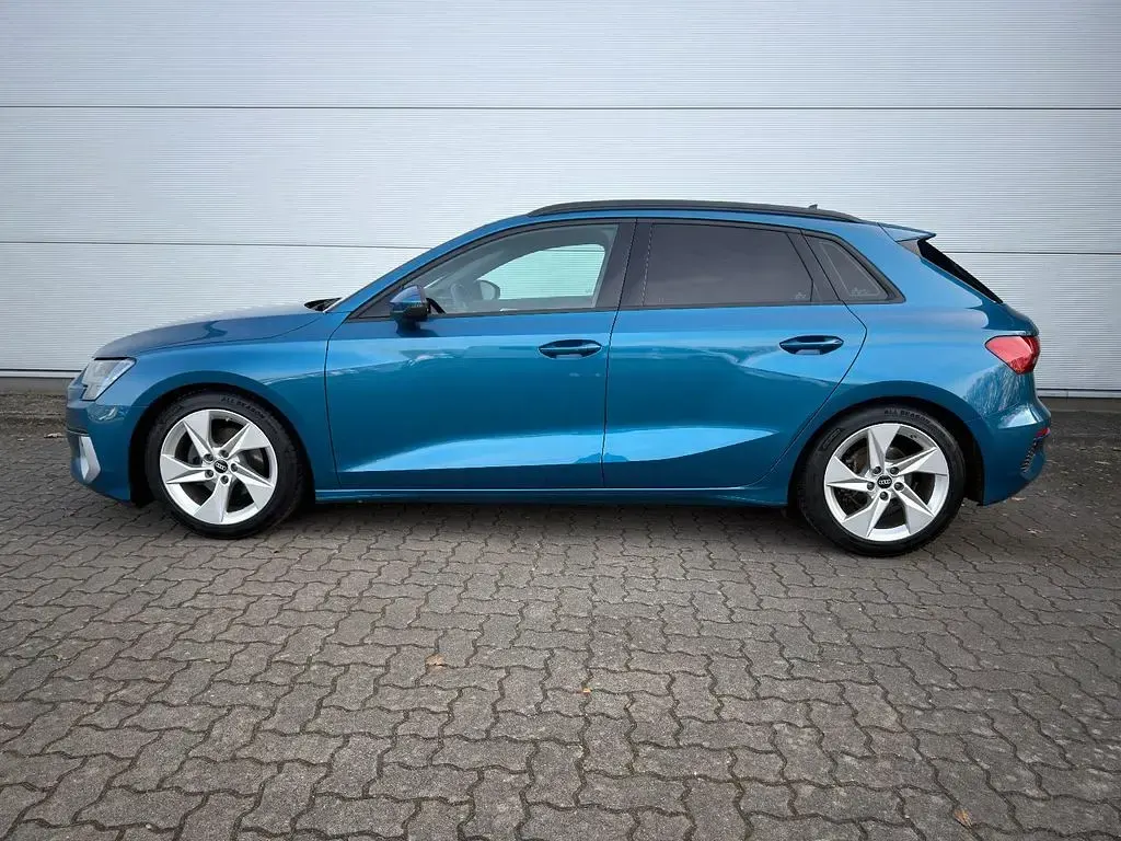 Gebraucht Audi A3 Advanced 150 PS (110 kW) 2021 Blau Limousine