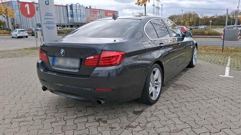 Gebraucht BMW 535 306 PS (225 kW) 2010 Grau Limousine