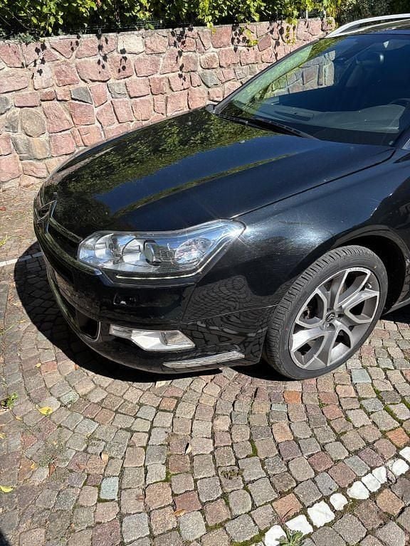 Schwarz Gebraucht 2013 Citroën C5 Exclusive Kombi | 8.900 € (Etwas zu teuer) - Bild 1/4