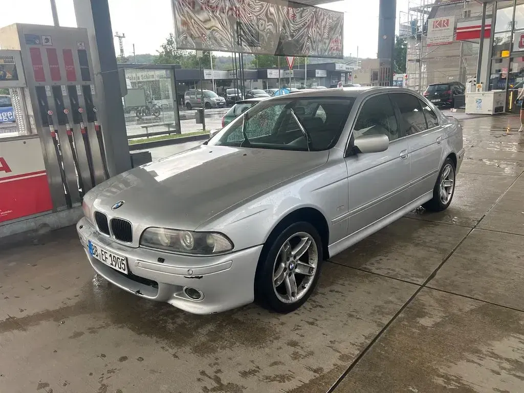 Gebraucht BMW 525 192 PS (141 kW) 2002 Silber Limousine