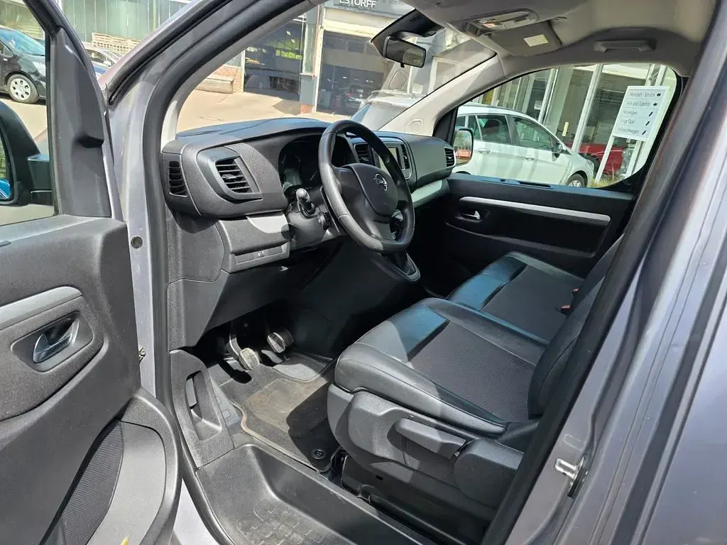 Gebraucht Opel Vivaro 120 PS (88 kW) 2021 Grau Van / Kleinbus