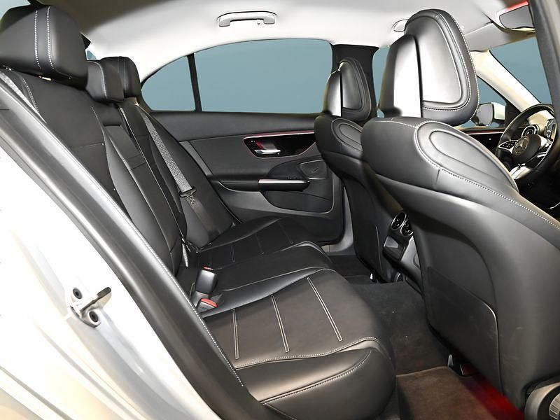 Gebraucht Mercedes C400 381 PS (280 kW) 2023 Silber Limousine