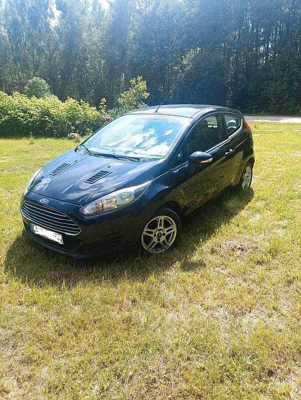 Schwarz Gebraucht 2016 Ford Fiesta Trend Kleinwagen | 4.500 € (Guter Preis) - Bild 1/4