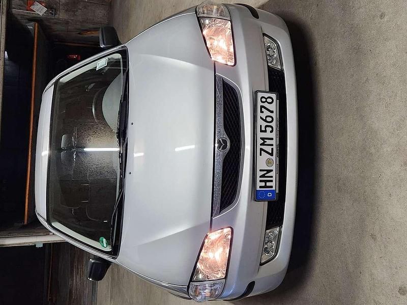 Gebraucht Mazda 323F Active 88 PS (64 kW) 1999 Silber Limousine