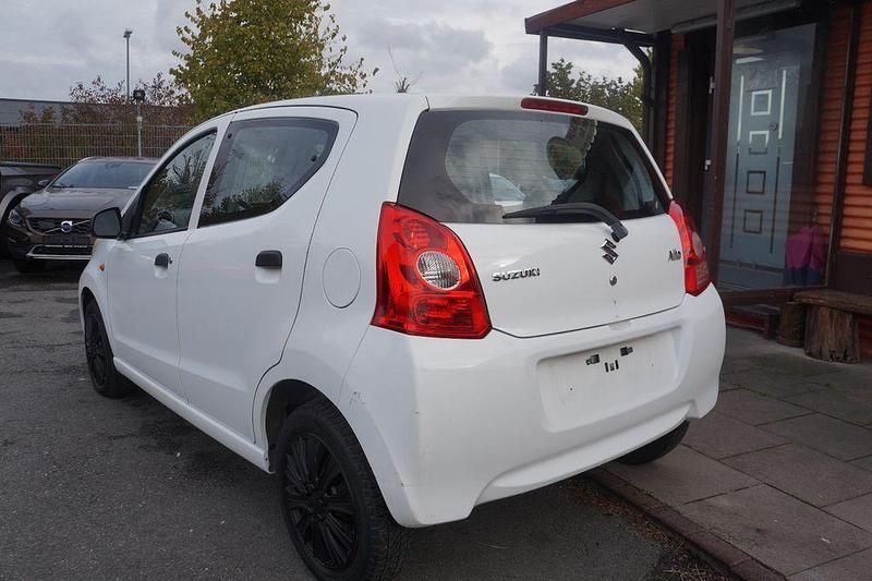 Gebraucht Suzuki Alto 68 PS (50 kW) 2010 Weiß Kleinwagen