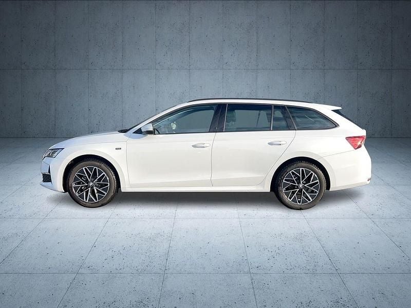Gebraucht Skoda Octavia Tour 150 PS (110 kW) 2025 Moonweiß perleffekt Kombi