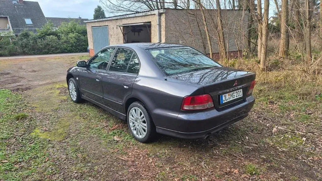 Gebraucht Mitsubishi Galant Elegance 160 PS (117 kW) 2001 Violett Limousine