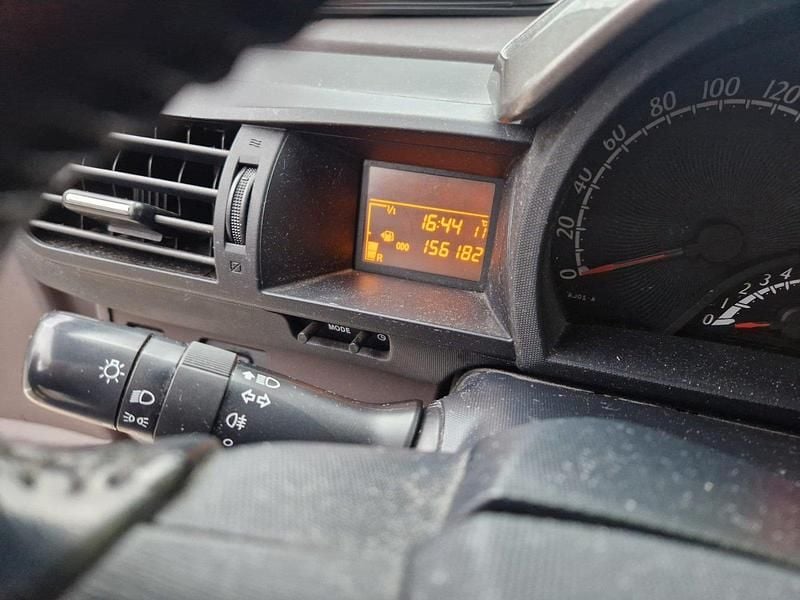 Gebraucht Toyota iQ 68 PS (50 kW) 2009 Weiß Kleinwagen