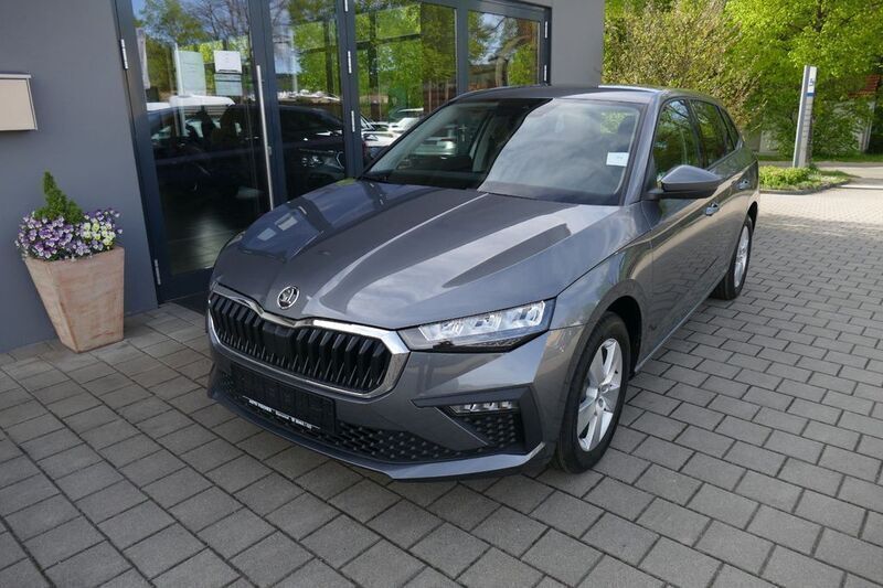 Grau Neu 2025 Skoda Scala Kleinwagen | 23.490 € (Guter Preis) - Bild 1/4
