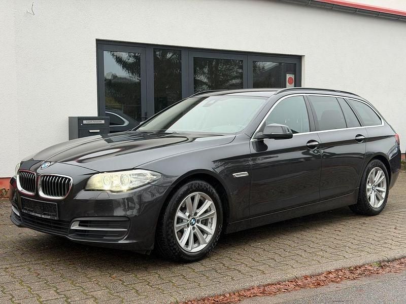 Grau Gebraucht 2016 BMW 520 Performance Kombi | 9.999 € (Superpreis) - Bild 1/4