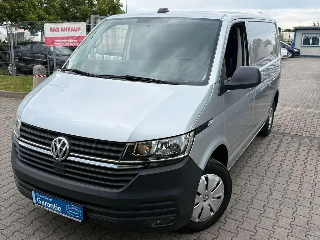 Używany VW Transporter 110 KM (80 kW) 2022 Srebrny Van