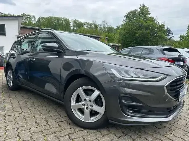 Używany Ford Focus 120 KM (88 kW) 2022 Szary Kombi