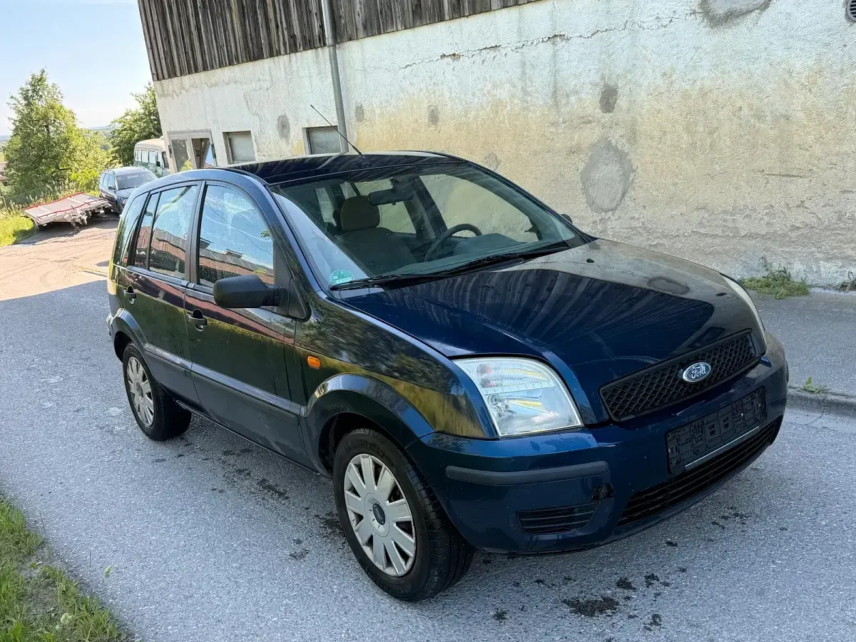 Gebraucht Ford Fusion 101 PS (74 kW) 2004 Blau Kleinwagen