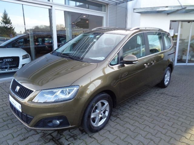 Gebraucht Seat Alhambra Style 140 PS (102 kW) 2013 Andere farbe metallic Van / Kleinbus