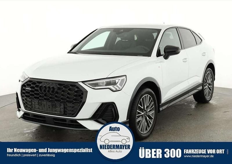 Gletscher weiß metallic Neu 2025 Audi Q3 Sportback S-Line SUV | 49.995 € (Superpreis) - Bild 1/4