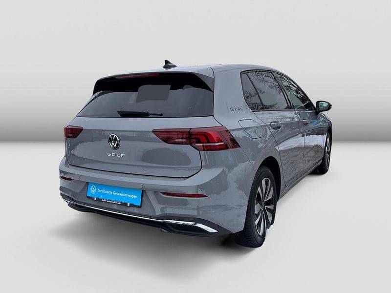 Gebraucht VW Golf VIII Goal 116 PS (85 kW) 2025 Mondsteingrau Limousine