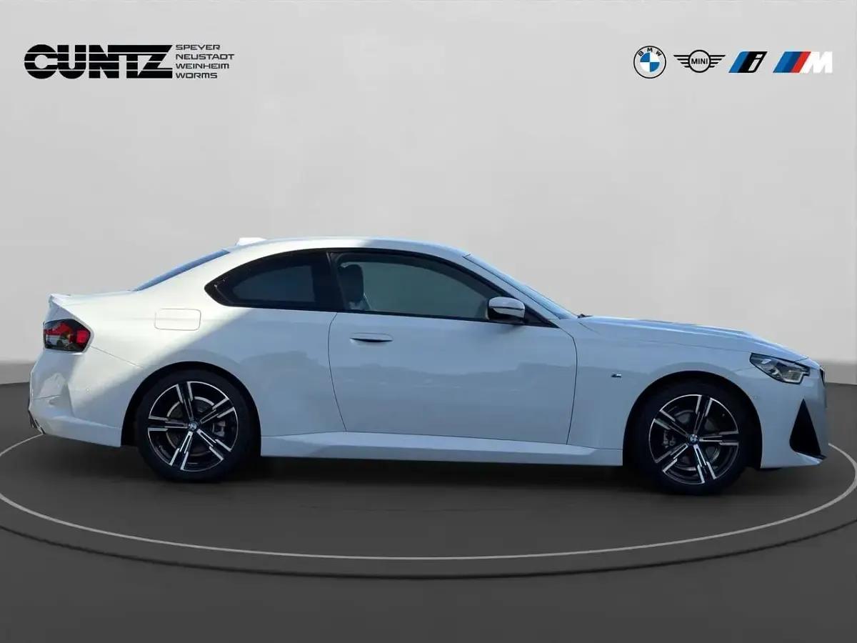 Neu BMW 218 Performance 156 PS (114 kW) 2026 Weiß Coupé