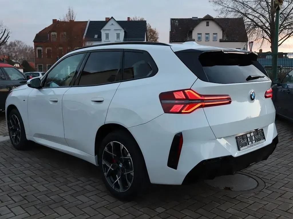 Gebraucht BMW X3 M Sport 197 PS (144 kW) 2025 Weiß SUV