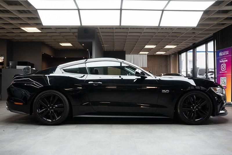 Gebraucht Ford Mustang GT Fastback 421 PS (309 kW) 2016 Iridiumschwarz metallic Coupé