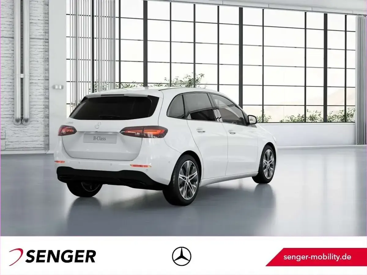 Gebraucht Mercedes B200 Progressive 163 PS (119 kW) 2026 Weiß Kleinwagen