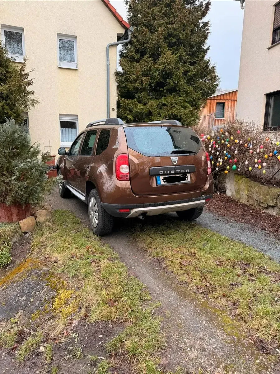 Używany Dacia Duster 105 KM (77 kW) 2011 Brązowy SUV