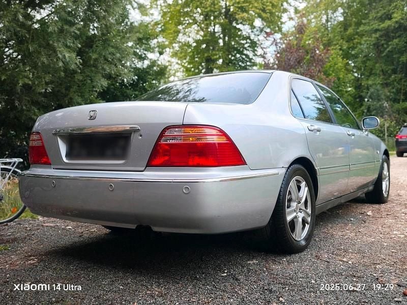 Second-hand Honda Legend 208 CP (152 kW) 2000 Argintiu Berlinǎ