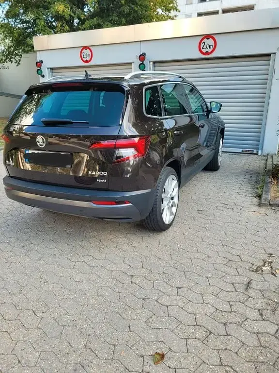 Gebraucht Skoda Karoq Style 150 PS (110 kW) 2017 Braun SUV