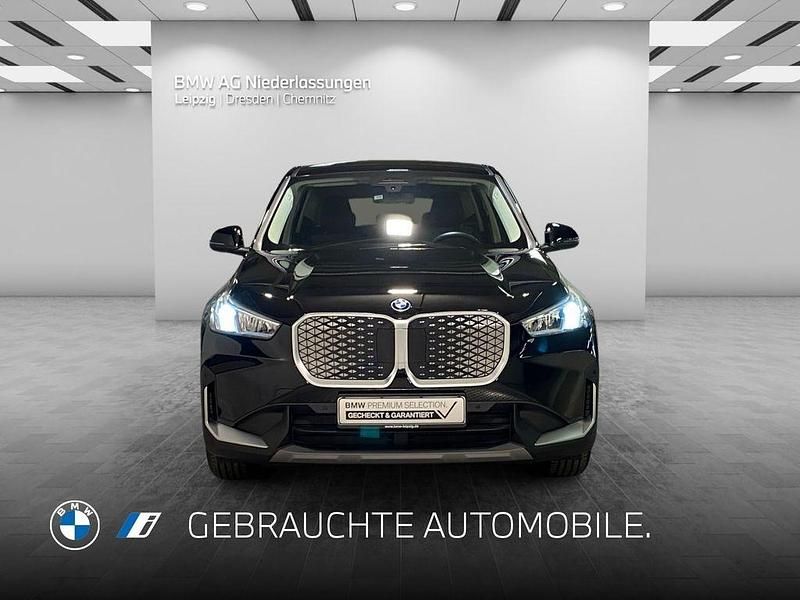 Gebraucht BMW iX1 Performance 225 kW (306 PS) 2023 Schwarz SUV
