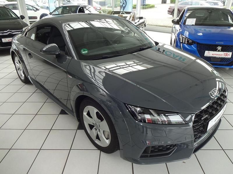 Grau Gebraucht 2018 Audi TT Sport Coupé | 29.500 € (Teuer) - Bild 1/4