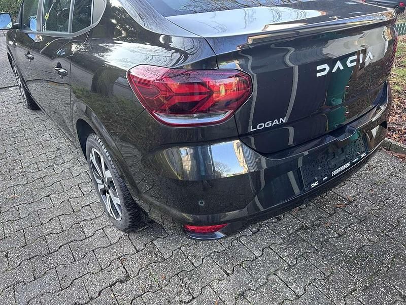 Gebraucht Dacia Logan 91 PS (66 kW) 2025 Schwarz Limousine