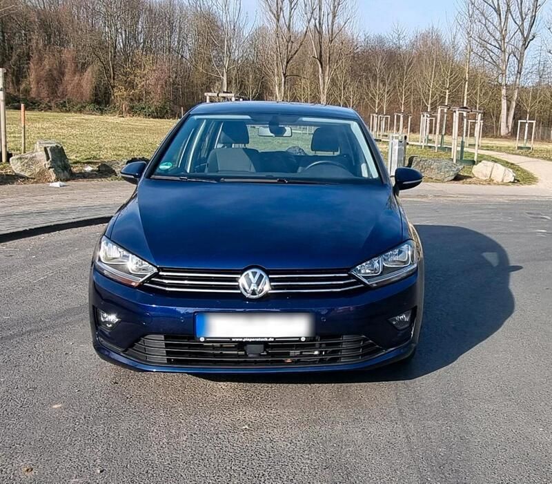 Blau Gebraucht 2017 VW Golf VII Kombi | 13.500 € (Guter Preis) - Bild 1/4