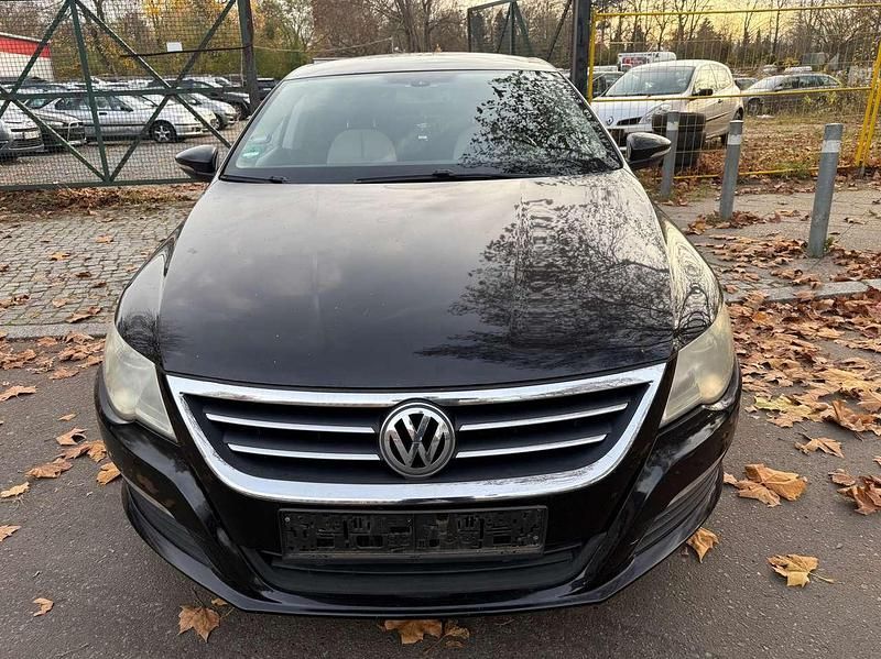 Gebraucht VW Passat Exclusive 200 PS (147 kW) 2011 Schwarz Coupé