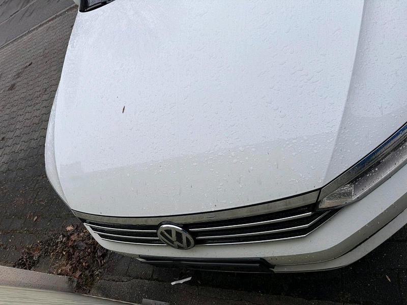 Gebraucht VW Passat Highline 150 PS (110 kW) 2017 Weiß Kombi