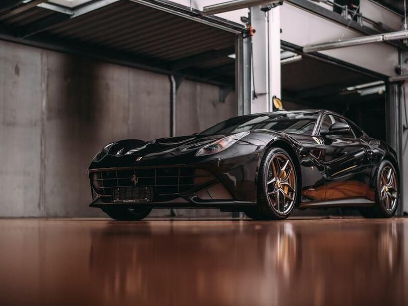 Gebraucht Ferrari F12 735 PS (540 kW) 2016 Schwarz Coupé