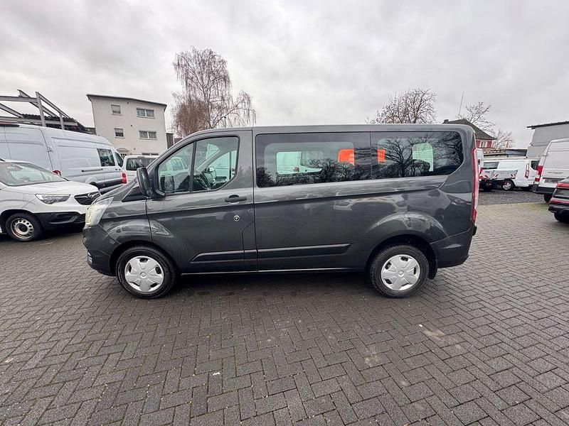 Gebraucht Ford Transit Custom Trend 131 PS (96 kW) 2019 Braun Van / Kleinbus