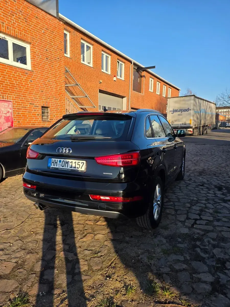 Gebraucht Audi Q3 180 PS (132 kW) 2016 Schwarz SUV