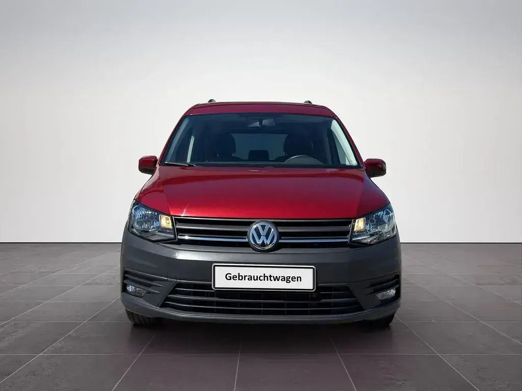 Gebraucht VW Caddy Trendline 150 PS (110 kW) 2017 Rot Van / Kleinbus