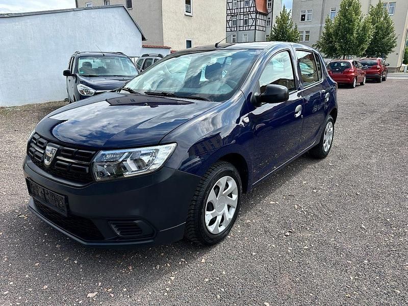 Blau Gebraucht 2019 Dacia Sandero Kleinwagen | 6.199 € (Superpreis) - Bild 1/4