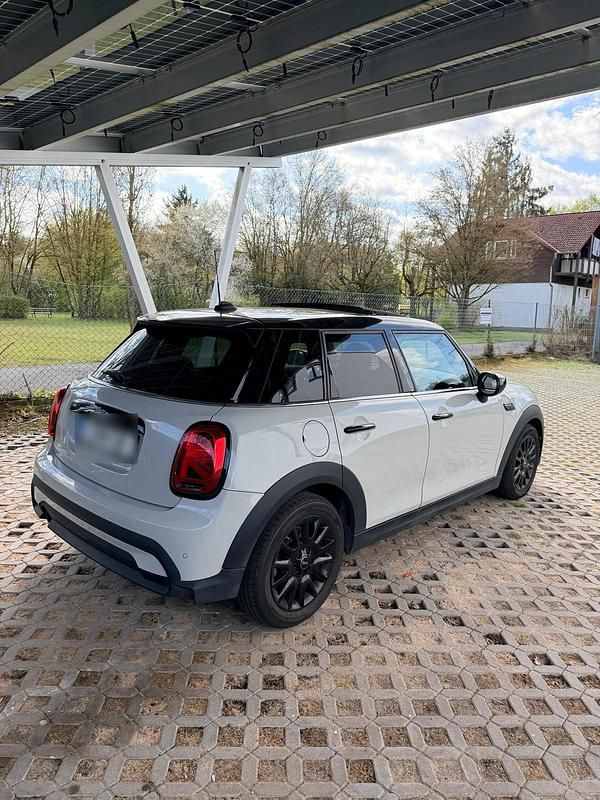 Gebraucht Mini Cooper 136 PS (100 kW) 2023 Beige Kleinwagen