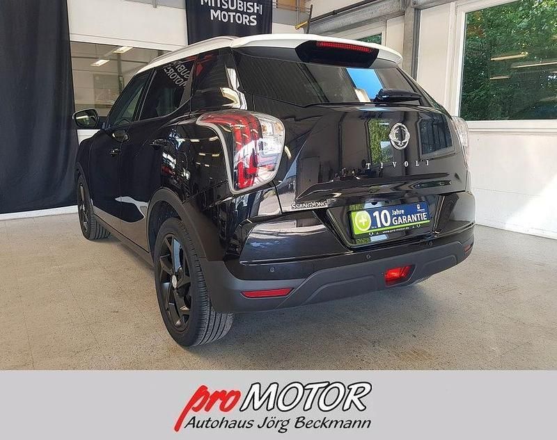 Gebraucht SsangYong Tivoli 163 PS (119 kW) 2021 Schwarz SUV