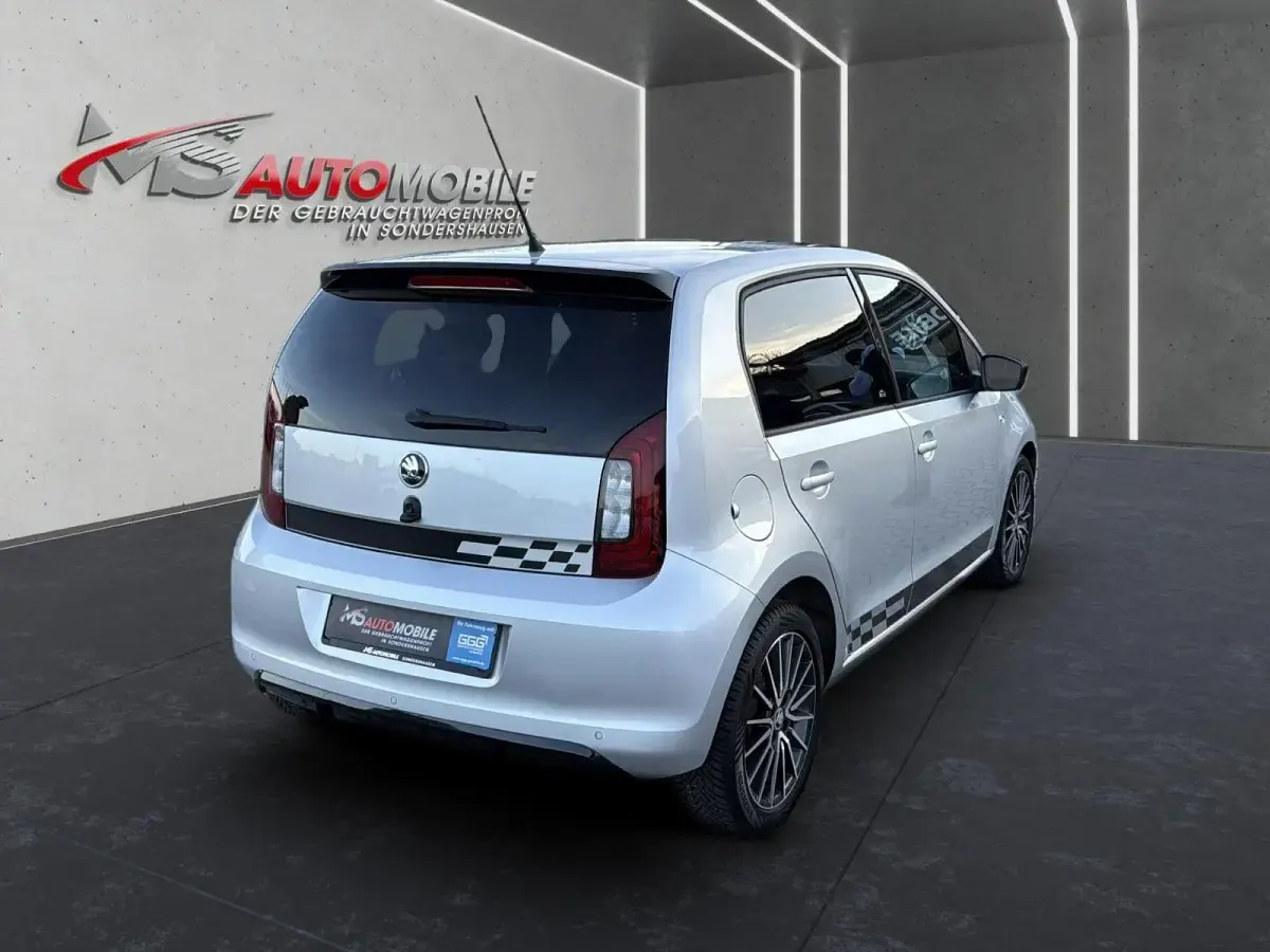 Gebraucht Skoda Citigo Cool Edition 75 PS (55 kW) 2015 Weiß Kleinwagen