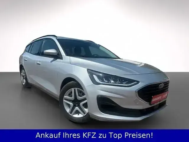 Gebraucht Ford Focus Cool & Connect 120 PS (88 kW) 2022 Silber Kombi