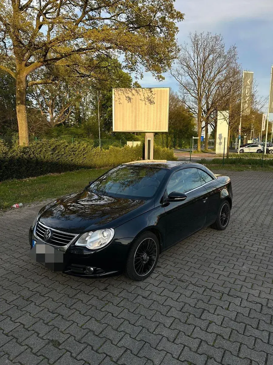 Gebraucht VW Eos Individual 140 PS (102 kW) 2008 Schwarz Cabrio