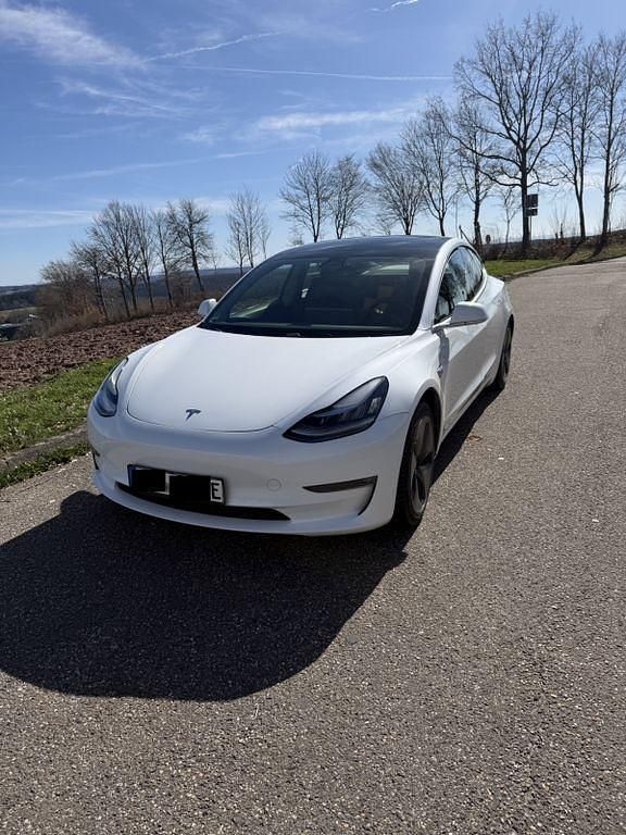 Gebraucht Tesla Model 3 Performance 330 kW (450 PS) 2019 Weiß Limousine