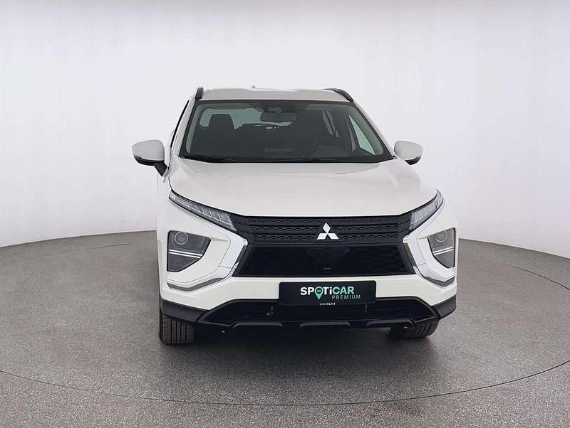 Gebraucht Mitsubishi Eclipse Cross Basis 188 PS (138 kW) 2022 Weiß SUV